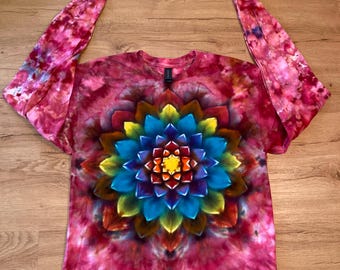 Camiseta grande / Camiseta mandala hecha a mano / Camiseta tie-dye psicodélica / Camiseta flor de loto / Camiseta extragrande / Camiseta psicodélica / Camiseta de yoga de manga larga