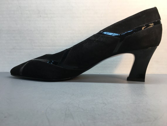 valerie suede pump
