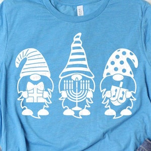 Hanukkah Gnomes Svg, Hanukkah Svg, Happy Hanukkah Cut Files, Gnome avec Menorah Svg Dxf Eps Png, Hanukkah Dreidel Svg, Silhouette, Cricut
