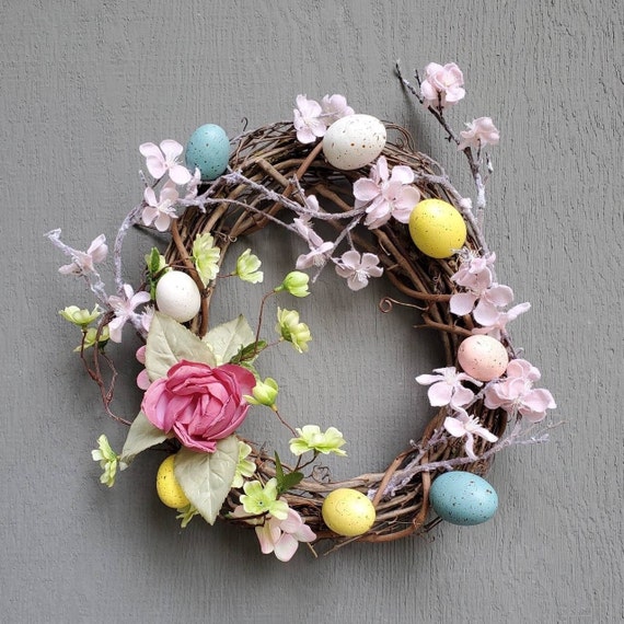 Spring Wreath With Easter Eggs, Spring Wreaths for Front Door