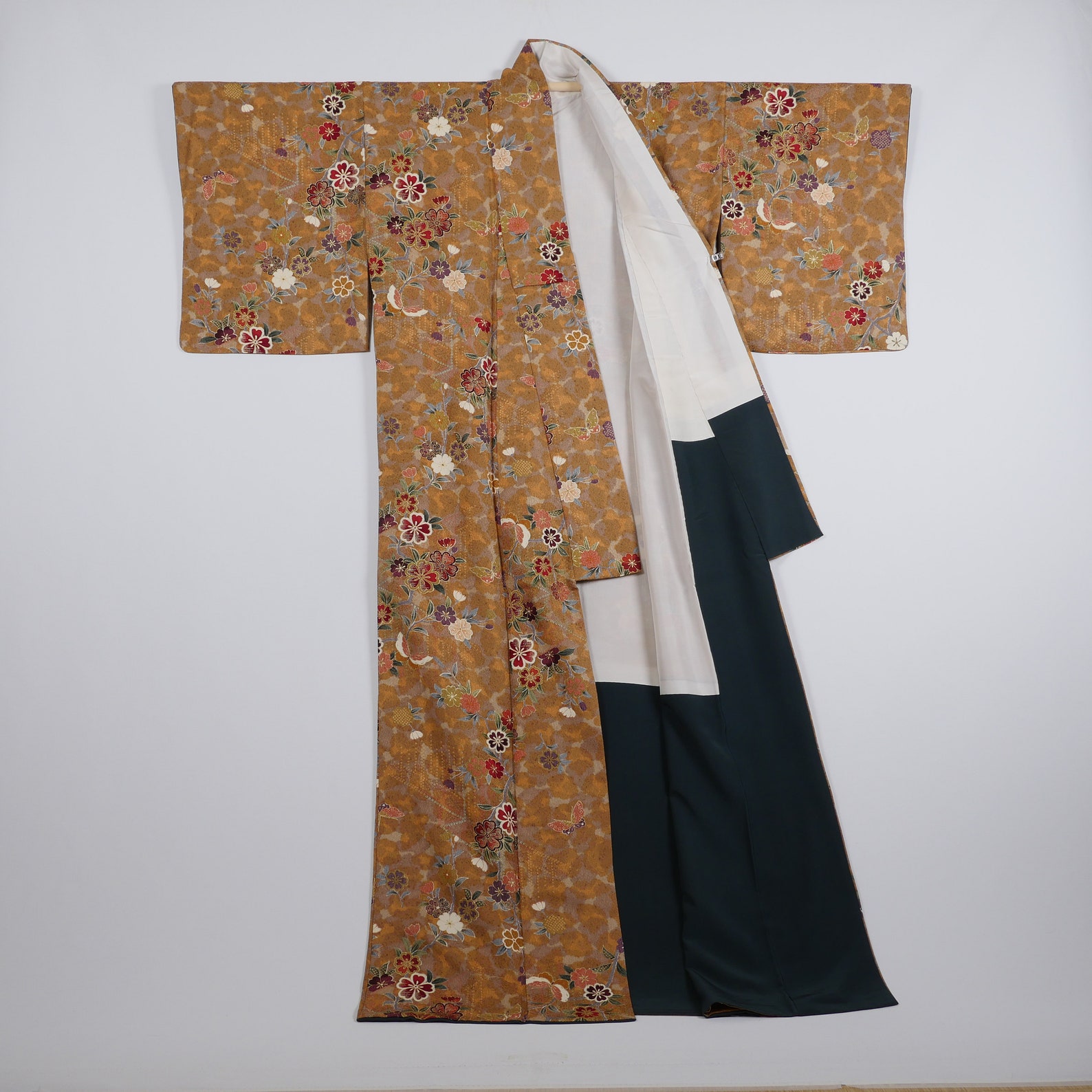 Vintage silk komon kimono with flowers and butterflies | Etsy