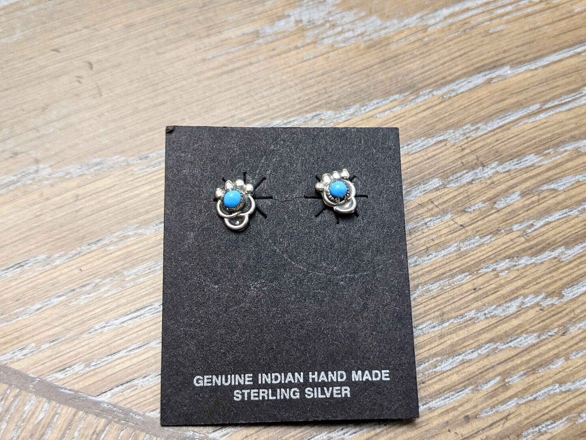 ピアス Mini Navajo Bear Stud Earrings #7264 NAVAJO 925 Sterling Silver - Vintage Turquoise Bear Claw
