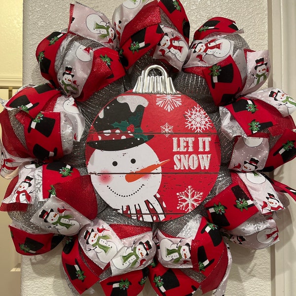 SNOWMAN "Let It Snow" Deco Mesh Wreath, Winter Decor, Snowflakes, Christmas, Front Door, Holiday Home Decor, Whimsical Ornament