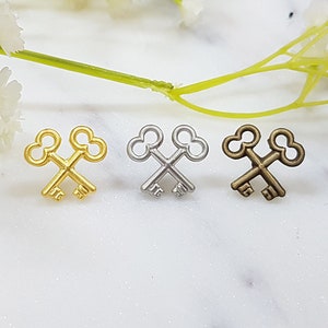 Concierge Pin Badge (additional) - Etsy