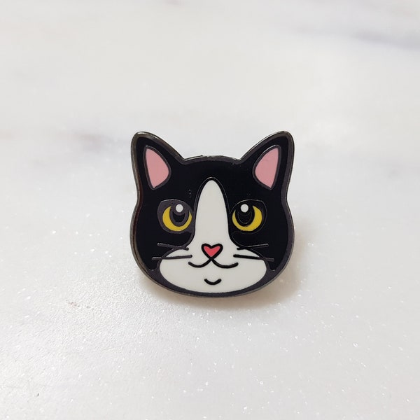 Tuxedo cat pin-badge