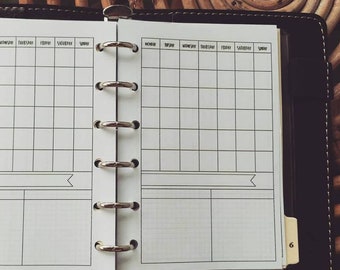 Monat auf einer Seite mit Grid Notes Sonntag / Montag Start