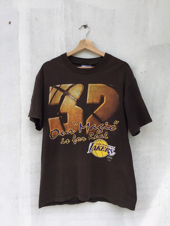 Vintage 90’s Magic Johnson t shirt/ Vintage Los An