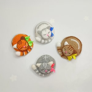 Crochet Kitten Magnet Pattern, Amigurumi Kitty (PDF Pattern)
