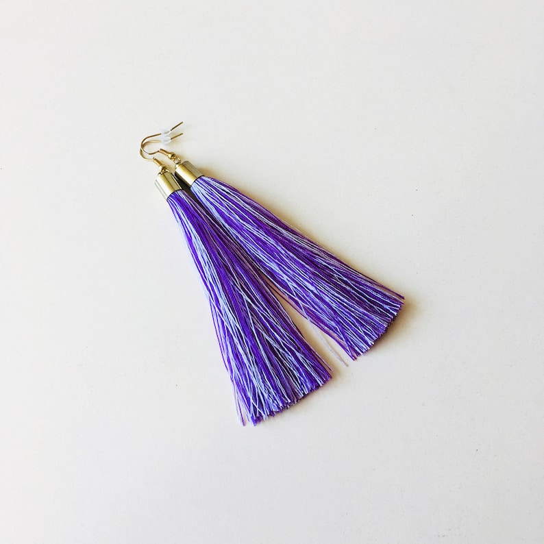 Evening tassle earrings Ombre fringe earrings Lilac macrame earrings Long purple tassel earrings
