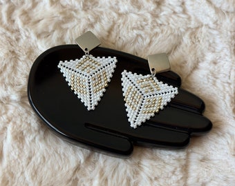 White triangle stud beaded earrings, Miyuki seed bead earrings, Shining earrings with geometric print