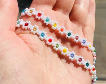 White floral seed bead choker, Daisy chain necklace, Delicate colorful beaded choker, Bohemian choker