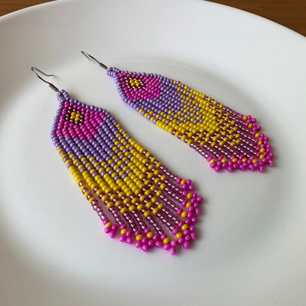 Lavender hot pink beaded earrings with fringe, Tribal lilac waterfall seed bead earrings, Bright earrings