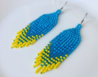 Light blue yellow beaded earrings with fringe, Trendy seed bead earrings in Ukrainian flag colors