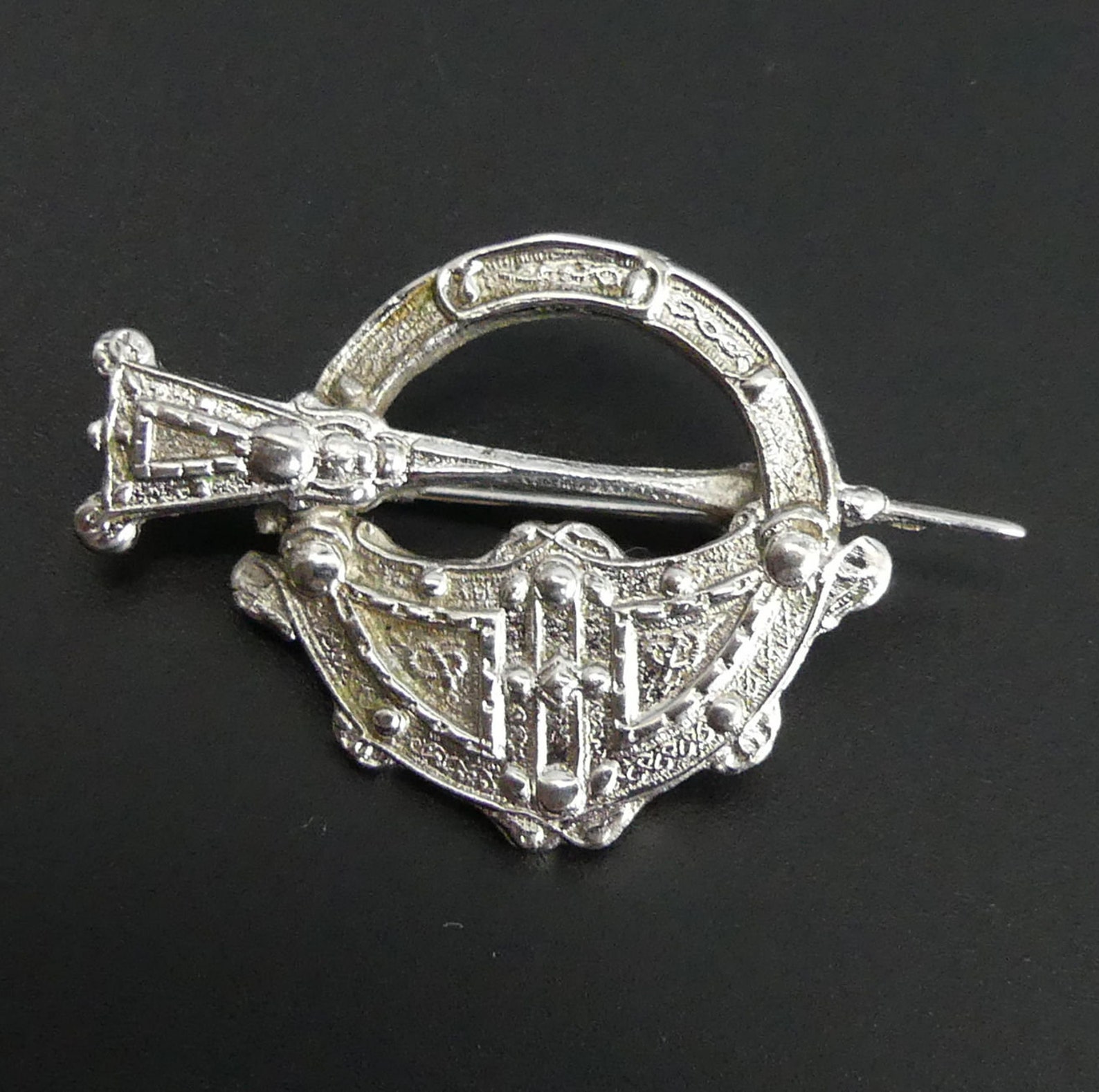 IRISH SILVER KILT Pin Design Brooch Dublin 1959 10.3 Grams Etsy