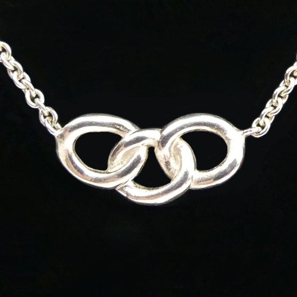 GENUINE LINKS OF London Silver Three Ring Logo Pendant Necklace - Boxed