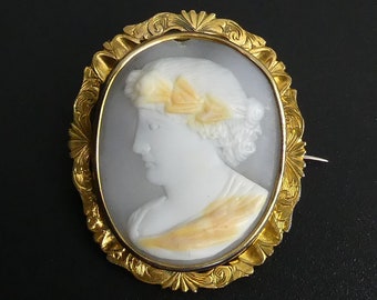 VICTORIAN ANTIQUE 15 CT Gold (Tested) Cameo Brooch C.1860 - 4.9 Grams