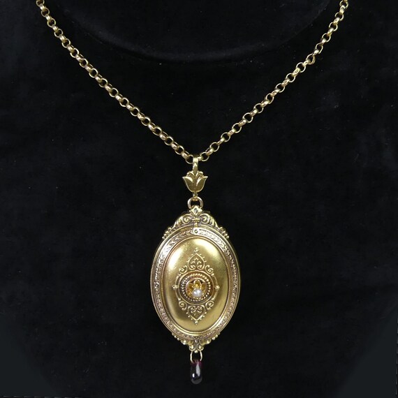 VICTORIAN STYLE 9 CT Gold Pearl & Garnet Pendant L