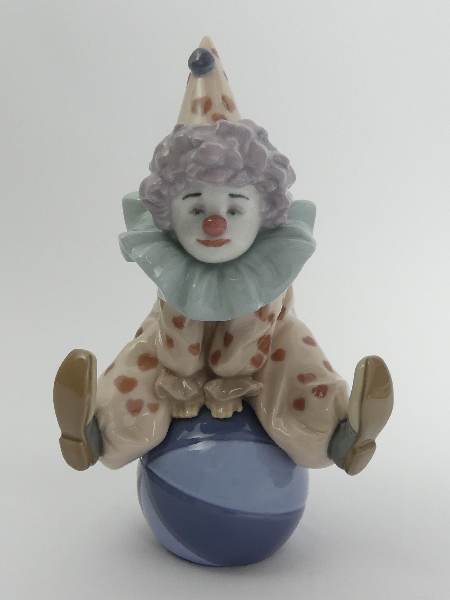 A LOVELY RETIRED Lladro Clown Porcelain Figurine 'having A Etsy