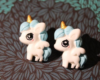 Einhorn Ohrringe hellblau - Stecker Pegasus - Schmuck für magische Mädchen