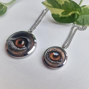 Regalo commemorativo per cani / Ciondolo personalizzato per cani / Dipinto personalizzato con occhio di animale / Gioielli personalizzati / Miniatura personalizzata per animali domestici / Ciondolo personalizzato con occhio