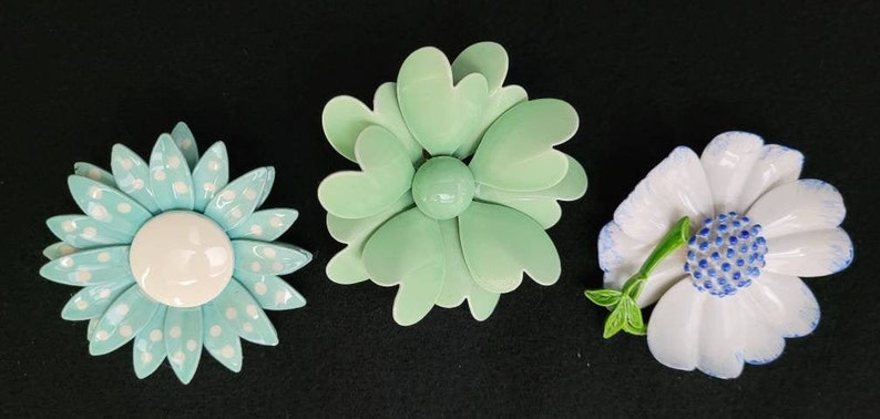 1950/'s Enamel Flower Brooch Vintage Floral Costume Jewelry Mid Century Kitschy Flower Pins