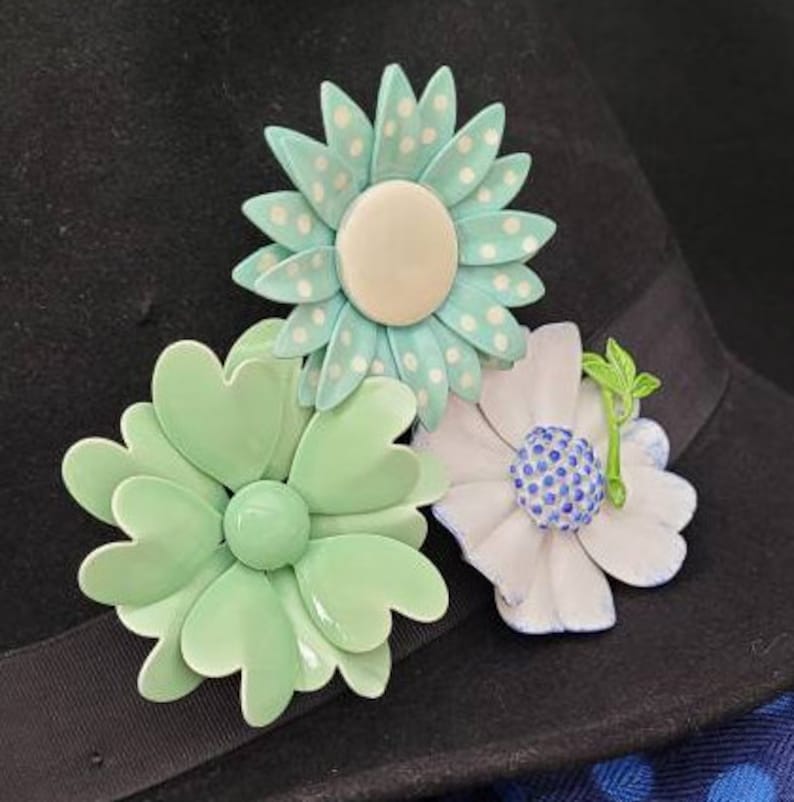 1950/'s Enamel Flower Brooch Vintage Floral Costume Jewelry Mid Century Kitschy Flower Pins