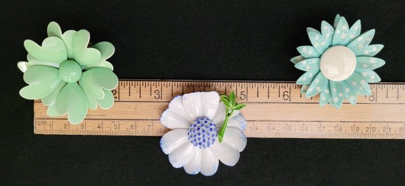 1950/'s Enamel Flower Brooch Vintage Floral Costume Jewelry Mid Century Kitschy Flower Pins