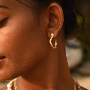 Schlangen Creolen - Gold Vermeil Schlange Creolen - Schlange Wiggle Creolen - Python Creolen - Artisan Ethical Fair Trade