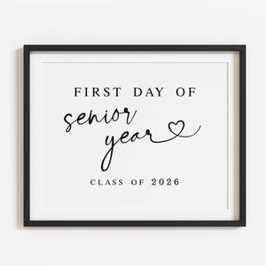 Minimalist First Day of Senior year Sign Printable, Modern Back to school Class of 2026, 12th grade Digital file Instant download S1