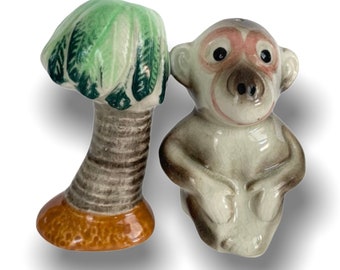 Monkey With Palm Tree Salt & Pepper Shakers Japan Ceramic Novelty Shakers