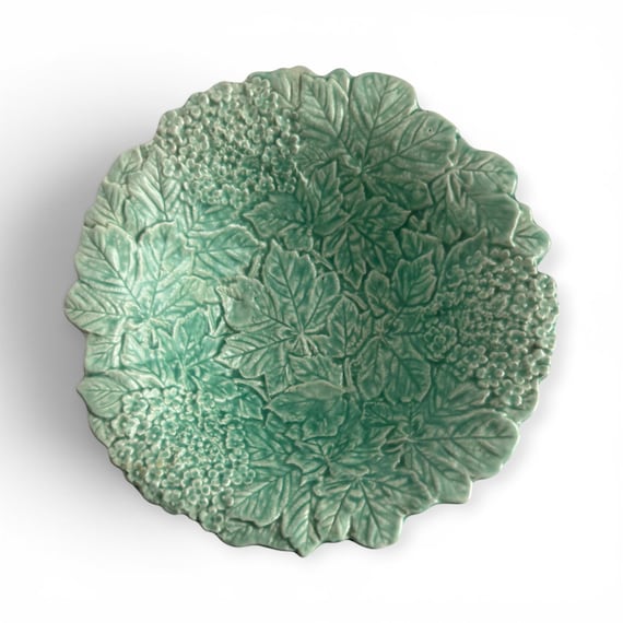 Vintage Avon Ware Hydrangea 3-Footed Green Majolica Bowl