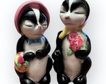 Anthropomorphic Skunks Salt & Pepper Shakers Mid Century Japan Anthropomorphic Kitsch