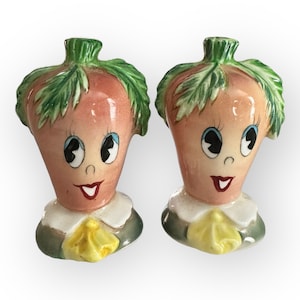 Vintage PY Carrots Salt & Pepper Shakers Mid Century Japan Anthropomorphic
