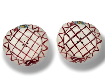 Vintage Lefton Miss Dainty Salt & Pepper Shakers Kitschy - Etsy