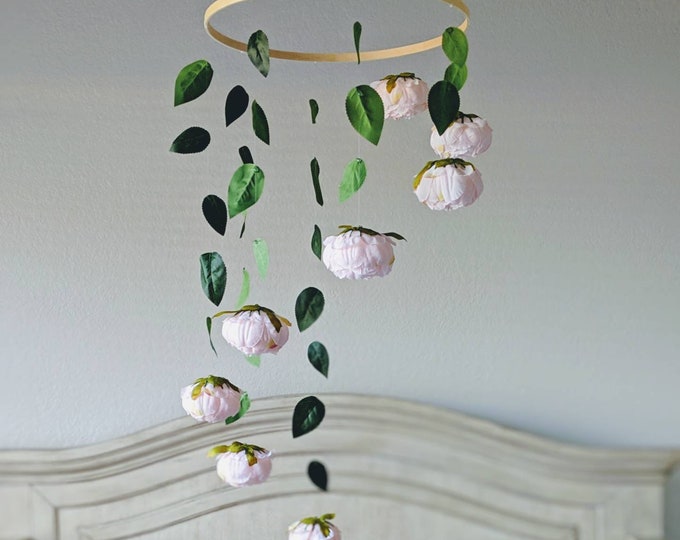 Peony and Leaf Baby Mobile - Floral Crib Mobile - Pink Baby Girl Mobile - Leaf Nursery- Blush Baby Room- Cot Decoration - Crib Decor