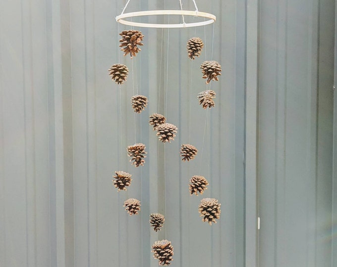 Woodland Baby Mobile - Pine Cone Nursery Mobile - Rustic Nursery Decoration - Handmade Baby Shower Gift - Crib Mobile - Pinecone