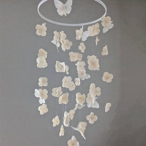 Butterfly Floral Baby Girl Mobile - Whimsical Butterfly Mobile - Cream Flower Crib Hanging - White Nursery Decor - Beige Baby Decorations