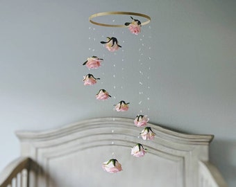 Rose Baby Girl Mobile - Floral Nursery Mobile - Flower Baby Mobile - Rose Nursery Decor - Crib Hoop Hanging - Cot Mobile