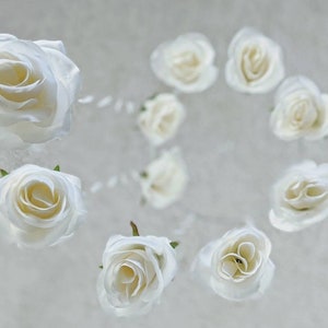 Rose Baby Girl Mobile in White - Floral Nursery Mobile - Flower Baby Mobile - Cream Rose Nursery Decor - Crib Hoop Hanging - Cot Mobile