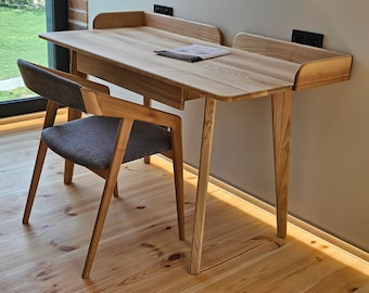 Escritorio de madera con cajón y ranura para cables – Mesa de trabajo para oficina en casa con panel posterior – Escritorio de estudio minimalista – Tamaños personalizados disponibles