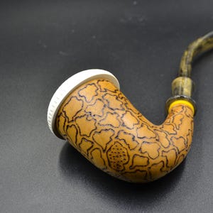Engraved Calabash Meerschaum Pipe, Hand-Carved Block Meerschaum Pipe, Natural Pattern Calabash Pipe, Vintage Style Lattice Pipe