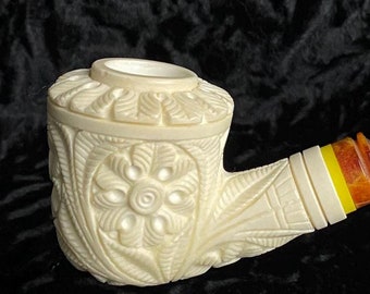 Geprägte Blumenpfeife, Meerschaumpfeife mit gebogenem Stiel, Blockmeerschaum, türkischer Meerschaum, mit Rose geprägte Pfeife