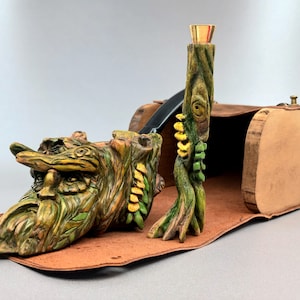 Baumbart Bruyere Pfeife mit Stampfer und Tasche, Fangorn in Sindarin Pfeife, Acryl Stiel, handgeschnitztes Briar Holz, ungerauchte Pfeife, MADE TO ORDER