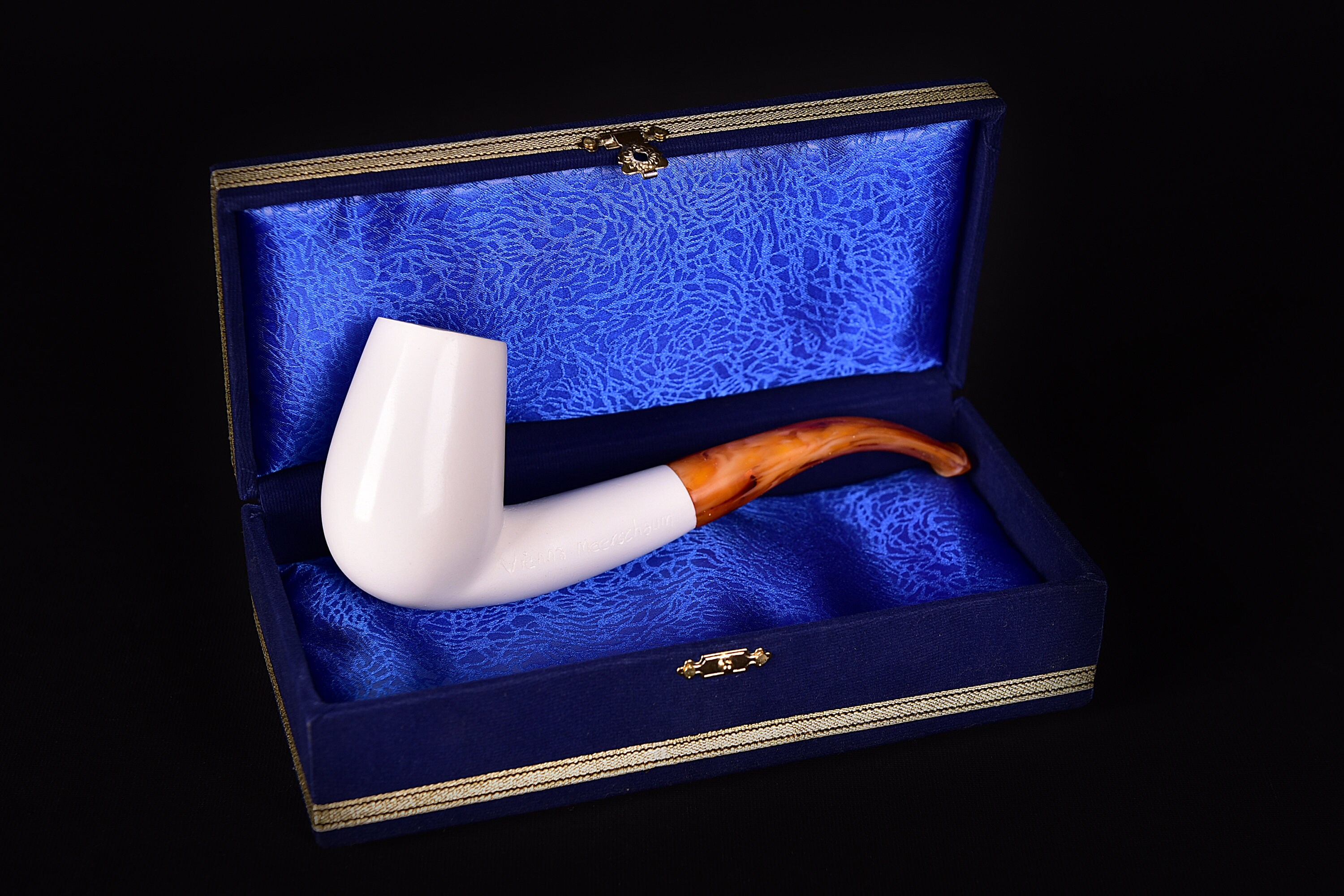 tobacco and beyond TOBACCO N BEYOND - Updated June 2026 - 26 Photos - 4601 Bryant Irvin Rd, Benbrook, Texas - Vape Shops - Phone Number