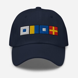 SKPR stavat ut med broderade nautiska flaggor Pappahatt (inga mellanslag mellan flaggorna) Båtpresent, nautisk presentidé