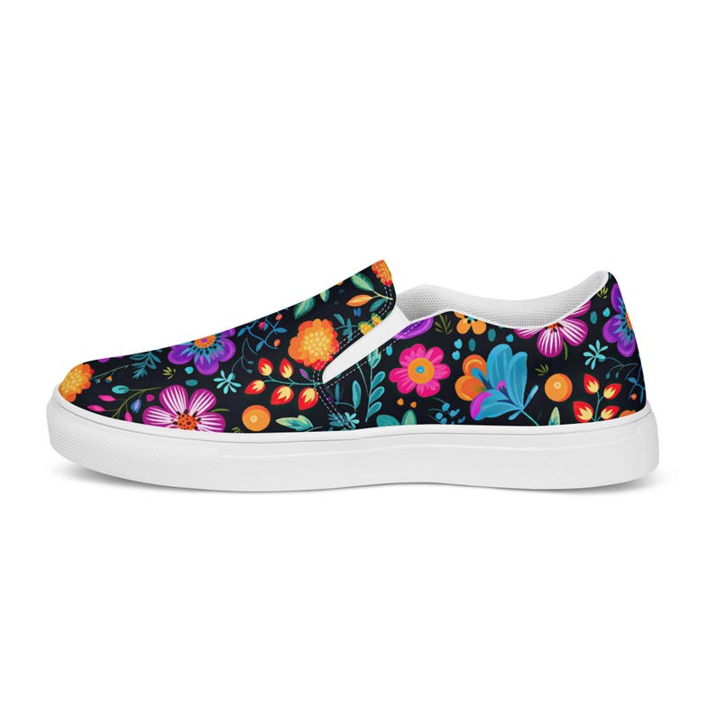 Mexican Flower Print Men’s slip-on canvas shoes, Men's Summer Shoes