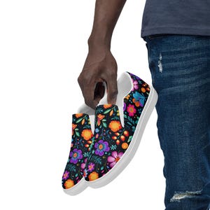 Mexican Flower Print Men’s slip-on canvas shoes, Men's Summer Shoes