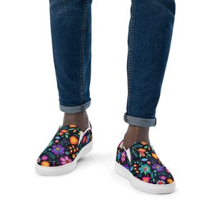 Mexican Flower Print Men’s slip-on canvas shoes, Men's Summer Shoes