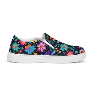 Mexican Flower Print Men’s slip-on canvas shoes, Men's Summer Shoes