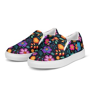 Mexican Flower Print Men’s slip-on canvas shoes, Men's Summer Shoes